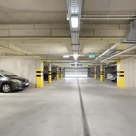 Blue Horizon Self Check-in, Free Garage Parking, Invoice *