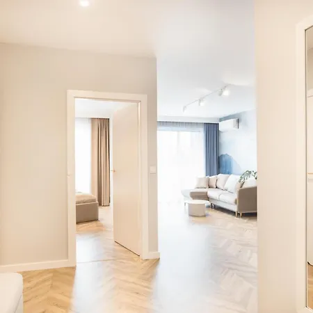 Apartment Blue Horizon - Self Check-in And Free Garage Parking Posen