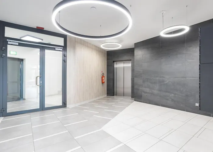 Blue Horizon Self Check-in, Free Garage Parking, Invoice Apartment