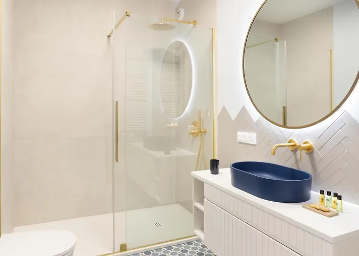 Blue Horizon Self Check-in, Free Garage Parking, Invoice * Poznan