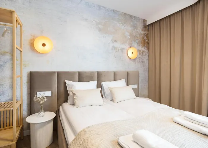 Blue Horizon Self Check-in, Free Garage Parking, Invoice * Poznan